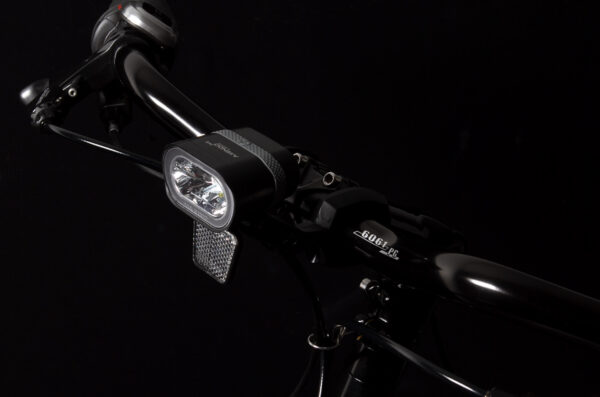 The AXENDO 40 light from Spanninga, combined with the BH520 bracket