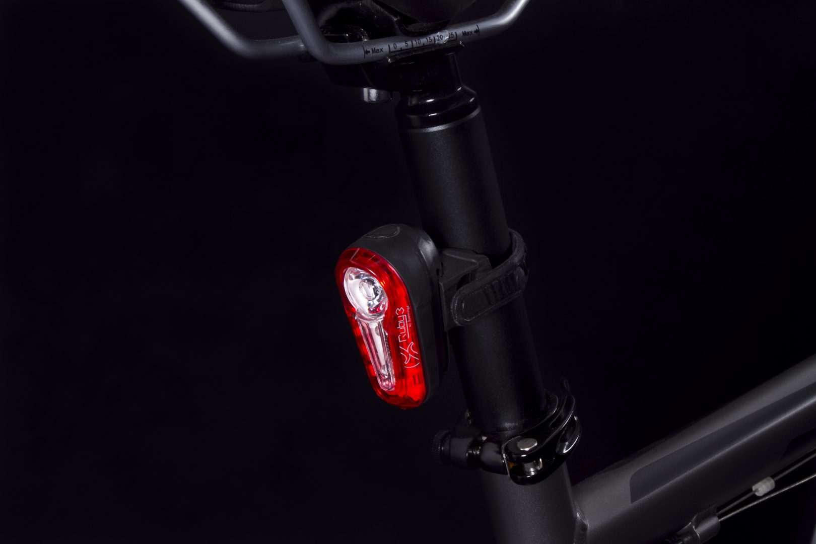 Ruby 3 rearlight on seat post with Br 05 bracket