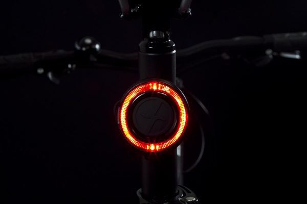 O rearlight on seat post close up