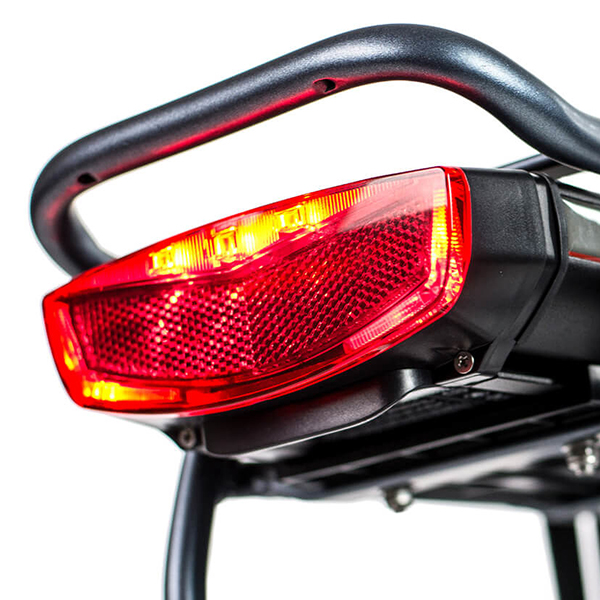 Phylion RL890 integrated rearlight