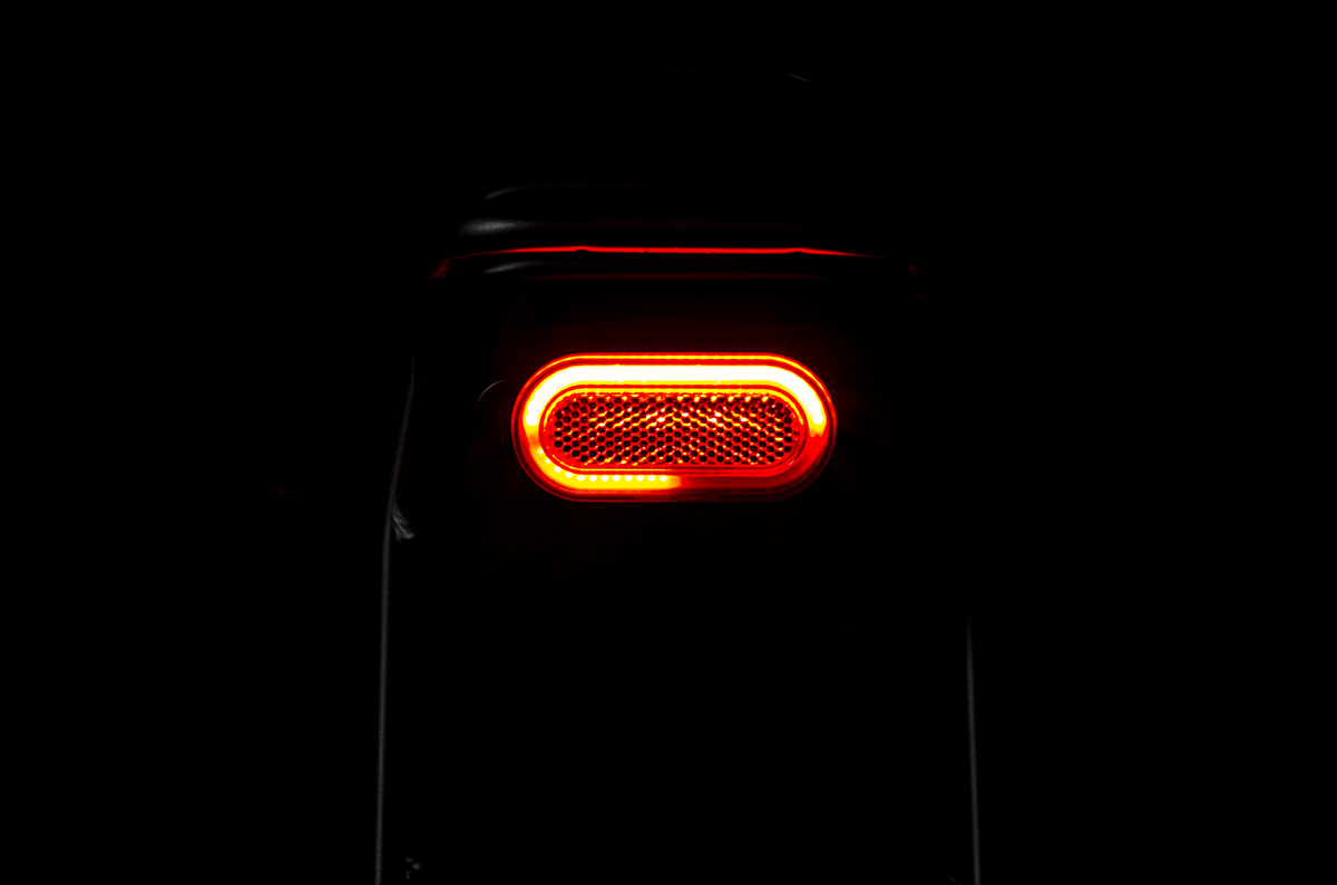 Halo Indicator rear light by Spanninga